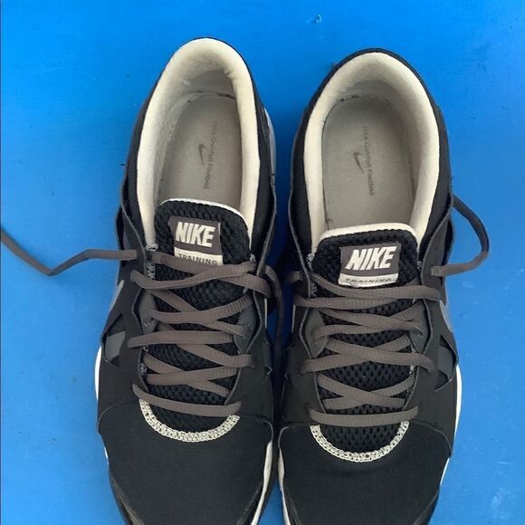 Nike Women In-Season TR 3 Training  Size 10 main image 4